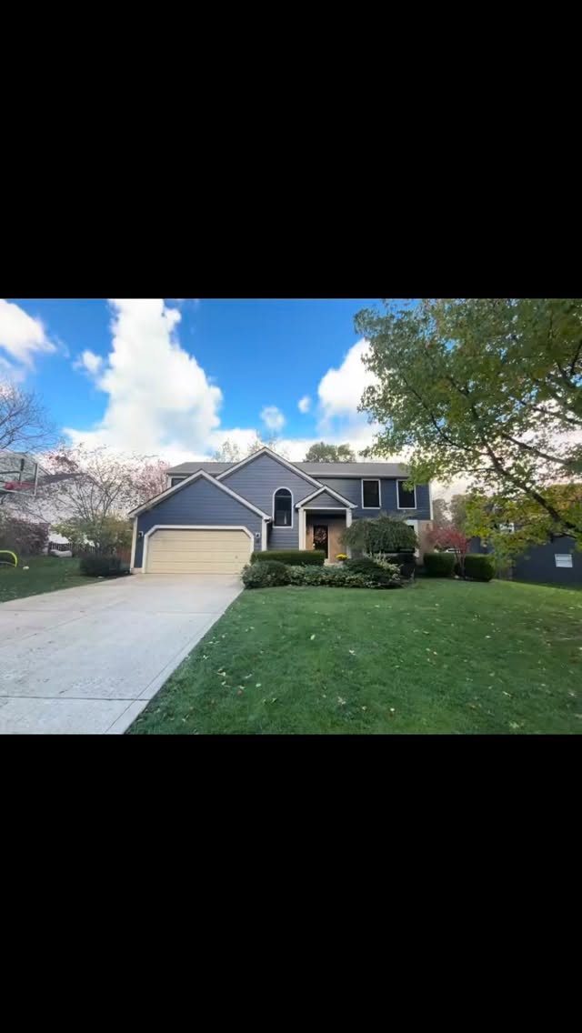 Another project completed in #gahannaohio #jameshardie #jameshardiesiding #provia #proviawindows #newwindows #newsiding