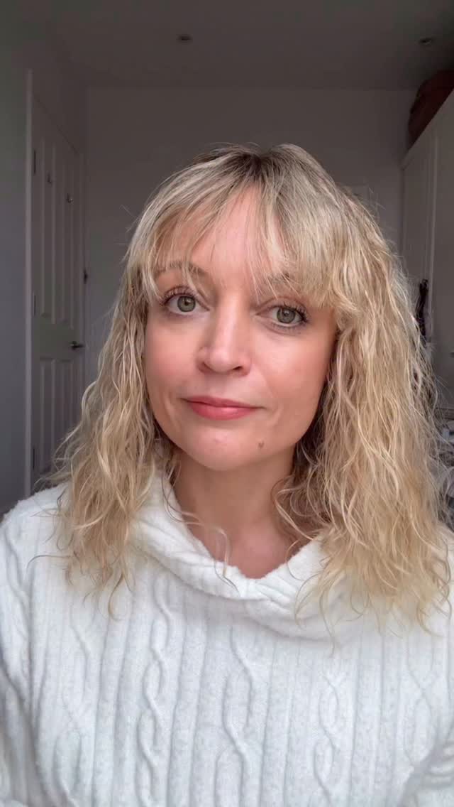 I travel a lot teaching yoga, and long flights and busy days can leave my skin feeling a little tired. Over the last few years, I’ve really started investing in my skin, and it’s made such a difference! #omniluxpartner
Taking a few minutes each day for self-care has become such an important part of my wellness routine.
One product I genuinely love and use daily is the Omnilux Contour Face. It’s a hands-free LED mask that I use for just 10 minutes a day — and it’s portable, so I can take it anywhere. The LED lights turn on immediately, so you can see it working, and it’s so simple to fit into my routine whether I’m at home or traveling.
What I love about it:
Helps with fine lines, wrinkles, sun damage, and pigmentation
Leaves skin feeling brighter, smoother, and glowing
Supports overall skin rejuvenation
Professional-grade treatment at home, backed by over 40 peer-reviewed clinical studies
Taking 10 minutes for my skin has become a ritual of self-care. I genuinely notice a difference, and when your skin looks good, you feel good — you don’t feel the need for as much makeup, and it really boosts your confidence. I love incorporating this into my routine every day.
#OmniluxPartner @omniluxled #YogaTeacher #TravellingTeacher #StressRelief #AnxietyRelief #skincare #myskincareroutine #yogaandskincare #travelingyogateacher #myyogalife