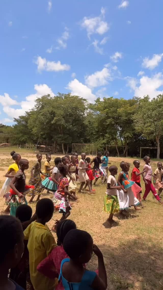 UN International Day of the Girl Child 🌸
On Saturday we gathered our girls and mothers to honour this important day — a celebration of every girl’s strength, voice and potential.
This year’s theme, “The Girl I Am: The Change I Lead,” reminded us that leadership comes in many forms. You don’t have to be a political leader to inspire change — every girl can lead in her own way, in her family, her school and her community. 💪🏾
We were joined by wonderful guest speakers who shared powerful messages about courage, self-belief and the difference each girl can make. 👊🏾
One of our grandmothers moved us deeply with a poem in true Giriama style, sharing her story of being married young and missing the chance to finish school. Today her grand daughter studies here at Eco Moyo — and she herself comes to learn how to read and write. Her wish is simple yet powerful: that her grand daughter will have the opportunities she never had. 💚
We celebrated with a colourful fashion show, a joyful catwalk of confidence — and of course lots of dancing! 💃🏽✨
Here’s to every girl — bold, brilliant and leading change in her own way. 💛