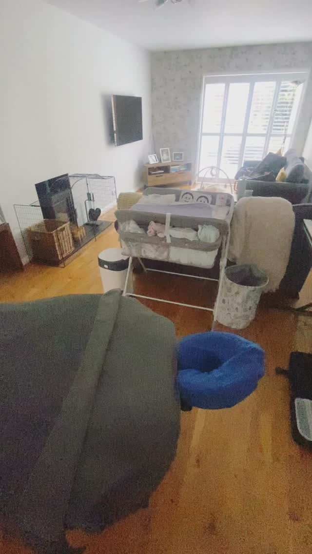 Melt the tension and find your calm.
Hot stone massages are back!
✨ Physical Benefits:
• Relieves muscle tension and stiffness: The heat penetrates deep into the muscles, easing tightness and soreness.
• Improves blood circulation: Warm stones encourage better blood flow, helping oxygen and nutrients reach tired muscles.
• Reduces inflammation and pain: Especially soothing for chronic pain, arthritis, or after workouts.
• Promotes better sleep: The deep relaxation can help reset your nervous system and improve rest quality.
🌸 Mental & Emotional Benefits:
• Reduces stress and anxiety: The warmth and rhythmic flow help calm the mind and release built-up stress.
• Encourages mindfulness: The soothing heat helps you stay present and connected to your body.
• Promotes a sense of balance and wellbeing: You’ll leave feeling centered, light, and restored.
.
.
.
.
#bathsomerset #mobilemassage #massagetherapy #athomemassage #selfcare #massagetherapist #wellness #whatsoninbath #hotstonemassage #mobilehotstonemassage #massagebath