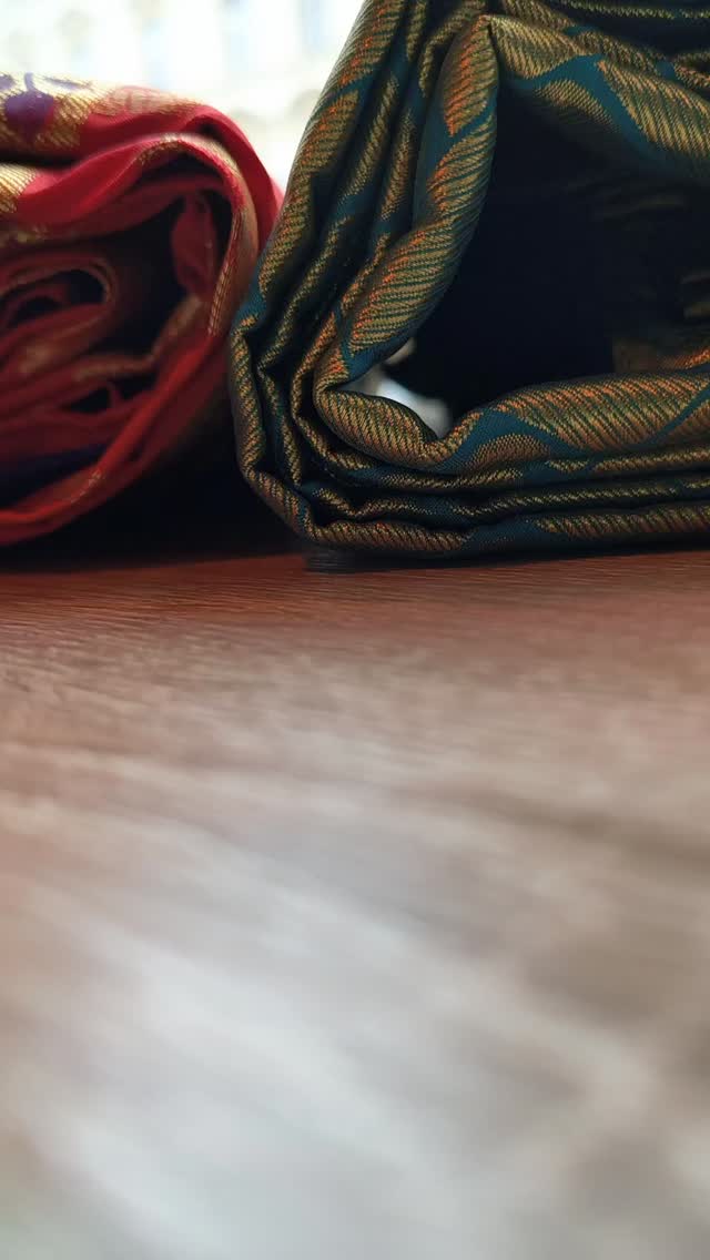 ✨ Świętuj Diwali z nami w Indian Spice House! ✨
Dołącz do nas 20 października, a rozświetlimy wieczór radością, smakiem i świątecznym duchem!
Świętuj Festiwal Świateł z bliskimi i ciesz się:
🍰 Darmowymi deserami dla wszystkich gości
🎆 Tętniącą życiem, świąteczną atmosferą pełną muzyki, śmiechu i bliskości
Przyjdź i poczuj prawdziwy smak Indii w to Diwali — bo świętowanie jest piękniejsze, gdy się je dzieli!
📅 Data: 20 października
📍 Miejsce: Indian Spice House
Zarezerwuj stolik już dziś i spraw, aby to Diwali było naprawdę wyjątkowe!
✨ Szczęśliwego Diwali od nas wszystkich w Indian Spice House! ✨
________________
✨ Celebrate Diwali with Us at Indian Spice House! ✨
Join us on 20th October as we light up the evening with joy, flavor, and festive spirit!
Celebrate the Festival of Lights with your loved ones and enjoy:
🍰 Free Desserts for all guests
🎆 A vibrant festive atmosphere filled with music, laughter, and togetherness
Come and experience the true taste of India this Diwali — because celebrations are brighter when shared!
📅 Date: 20th October
📍 Venue: Indian Spice House
Reserve your table today and make this Diwali truly special!
✨ Happy Diwali from all of us at Indian Spice House! ✨
#indie #święto #diwali #restauracjaindyjska