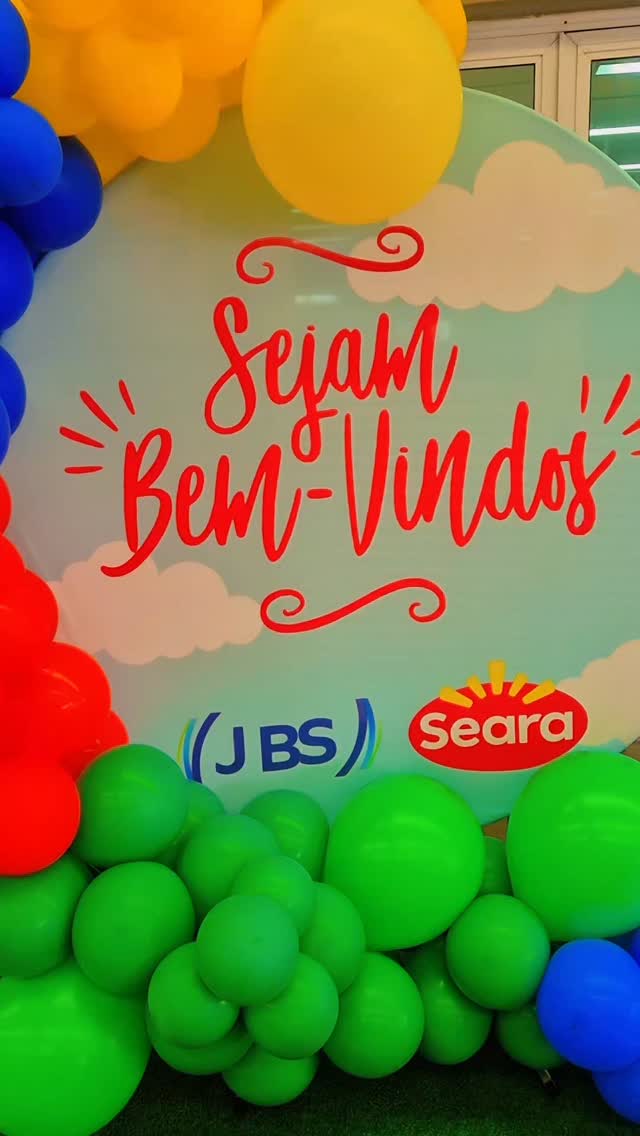 JBS / Seara e Friboi - Recreação, Monitoria, Atividades Lúdicas, Oficinas, Pintura Facial e Escultura em Balões!
#kidsday #jbs #seara #recreacaoinfantil #equipe #fuzueeventos #work #recreaçaoparafesta #empresaderecreação #recreation