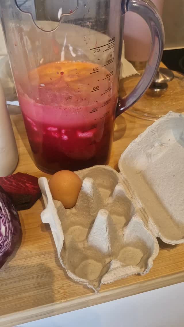 My morning GAPS shake - a simple daily gut reset.
Full of enzymes, amino acids, and probiotics that support digestion, detox, and microbiome balance.
Every ingredient has a purpose - carrot, beet, and cabbage for cleansing, kefir and sour cream for live cultures, and beet kvass to wake up the liver.
Healing from the inside out - one nourishing glass at a time.
What’s in your morning gut ritual?
Grab your free Gut Healing Starter Guide on my website www.nourishedwithlove.nz ✨️
Follow me for more Gut loving recipes & practitioner guidance.
#gapsdiet #gapspractitioner #functionalnutrition #guthealth #microbiome #gutreset #guthealing #nutrientdense #healingfoods #realfoodnutrition #ancestralhealing #beetkvass #fermentedfoods #gutnourishment #gapslifestyle #foodasmedicine #detoxsupport #functionalhealing #holisticnutrition #healingfromwithin #gapsprotocol #ancestralnutrition #wellnessthroughfood