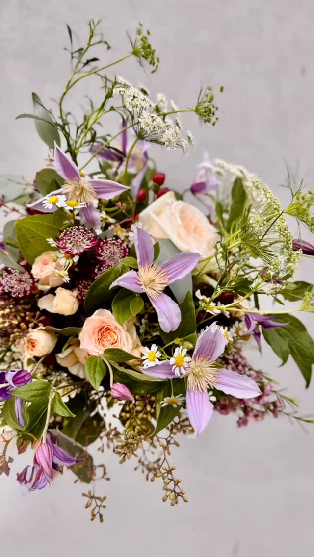 âIâm getting married on Saturday, and Iâd like a small bouquetâ #totnesflorist #devonflorist #devonwedding #timelessweddings #countrywedding #flowerlover #whimsicalflowers