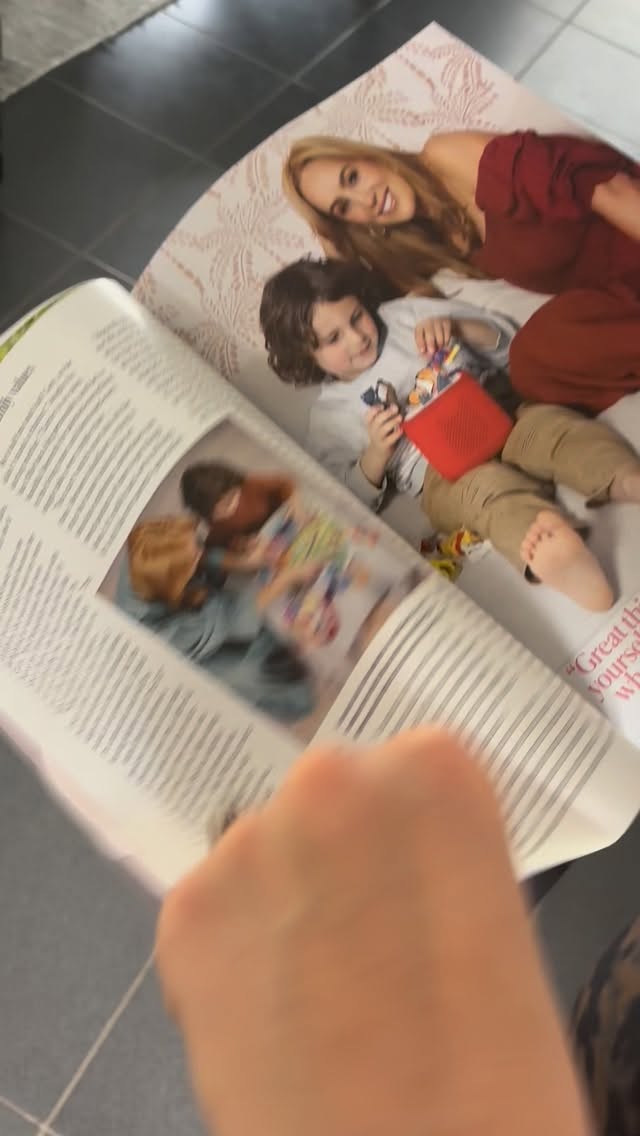 Still wild to see my makeup in print! 🤩
The stunning @julesrobinson82 and @cammerchant for the iconic @womensweeklymag
#pinchme #makeupbysimone #womensweekly