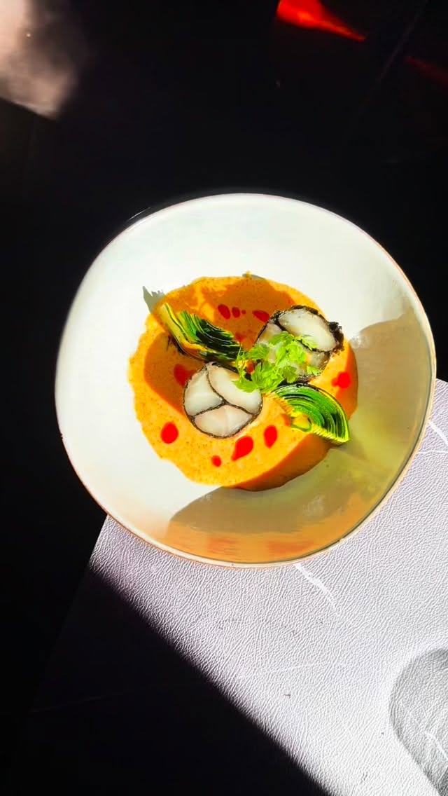 Menu du Midi
【Silence des Fonds Clairs | 澄光无声】
Réservation: www.bistrowu.com
#aixmaville #aixenprovence #aix #aixmarseille #aixoise #instafood #aixenpce #aixencommerce #aixenprovencetourism #cabillaud #chinesefood #modernchinese