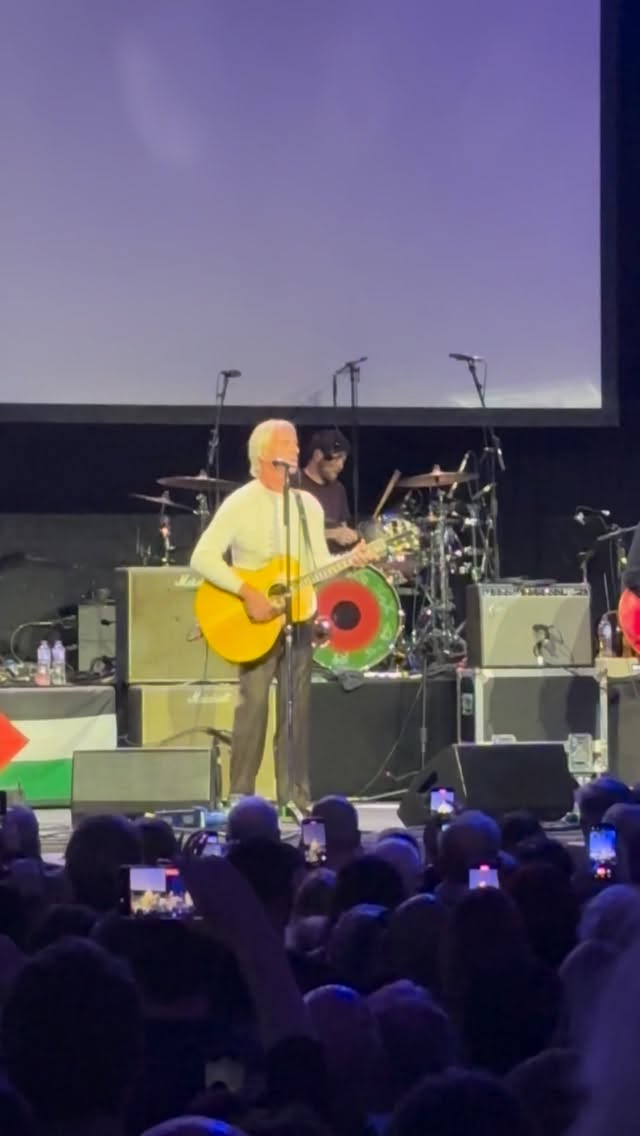 Paul Weller’s Amazing performance @troxylondon
#oldschooltunes
#livemusic
#gigforgaza