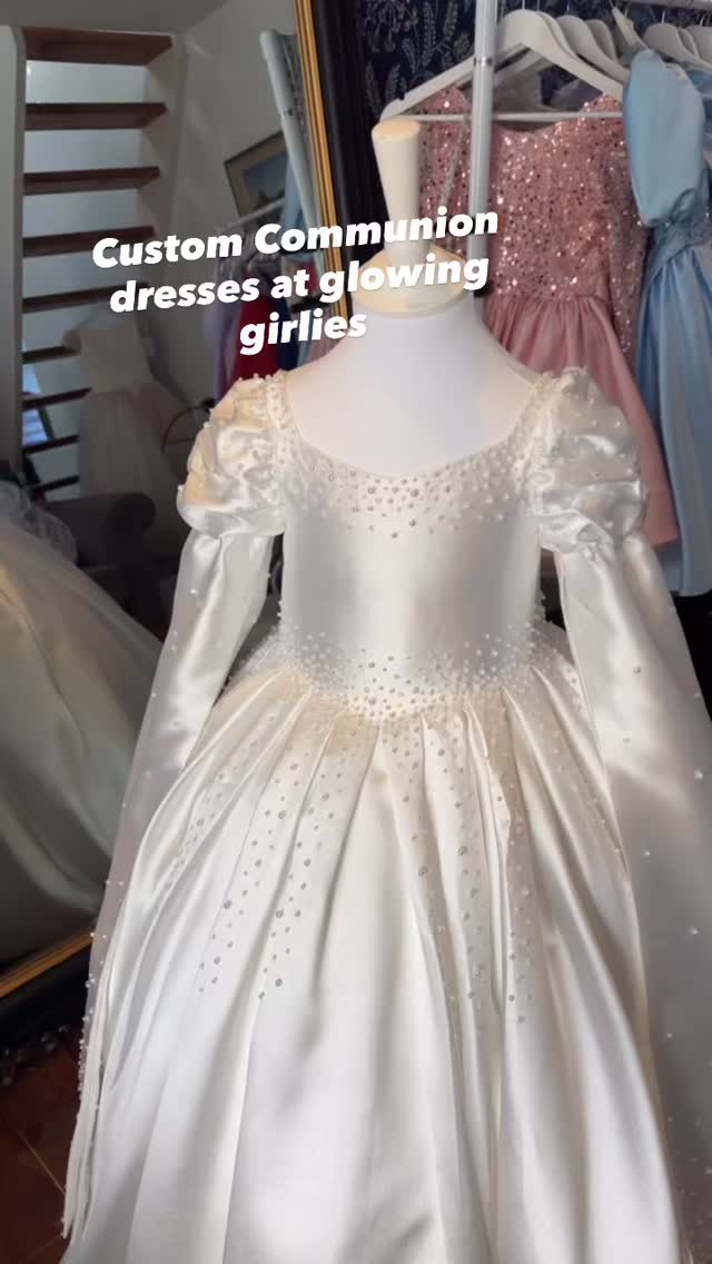Custom Communion dresses at Glowing Girlies. We love making your dream dress come to life. Book your design appointment now on our website.
Www.glowinggirlies.com
#communion #dress #confirmation #designer