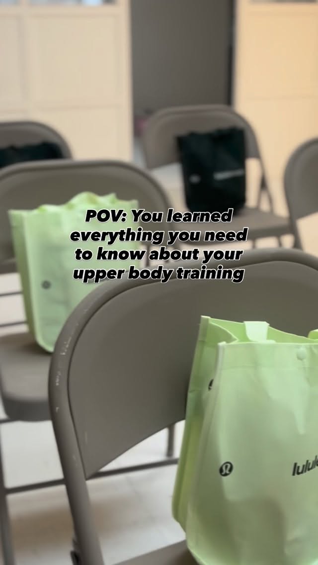 THROWBACK zur letzten UPPER BODY MASTERCLASS 💪
Verpackt in einen Half Day Retreat in unserem STUDIO HEALTH im Stuttgarter Süden ging’s all in zu den wichtigsten Übungen für den Oberkörper!
In Praxis und Theorie lernst du alles was du zum Thema Klimmzug, Benchpress, Core, Arm-Training und für dein Rückentraining wissen musst (und es gibt auch eine sehr nice goodie bag 🥹)
See you next time und danke fürs teilnehmen 🫶
📆Nächster Termin: 25.10.2025 // 10-15:00 LOWER BODY MASTERCLASS
2026 Termine folgen bald!
➡️Anmeldung und Infos: Coach-Julian.de/seminare
#stuttgart #personaltrainingstuttgart