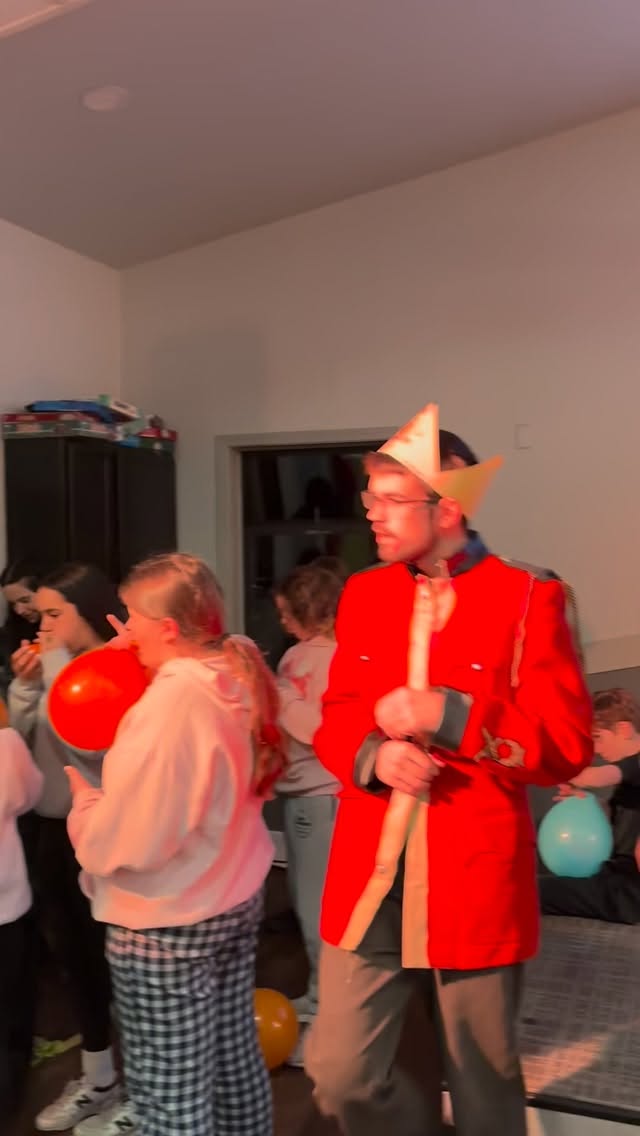 The rain isn’t stopping this group of intermediate campers this weekend! We’ve had lots of fun so far playing games, singing in chapel, and even tubing!