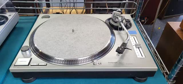Technics sl-1200 MKII