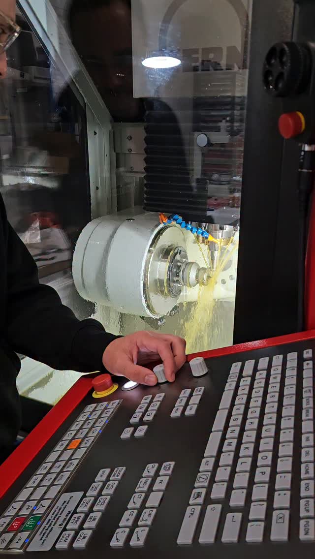 New tame impala album is fire
Up the aussies
Also, the microHD is 100% the most versatile machine on the market