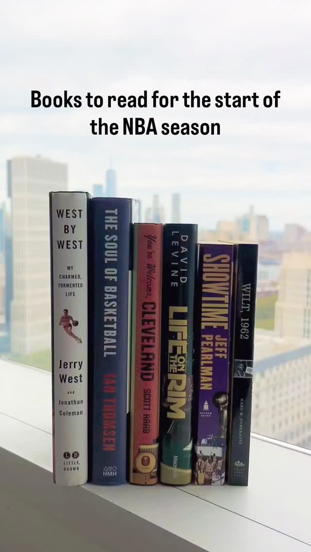 Books every basketball fan should read before the season heats up! 🏀 🔥
