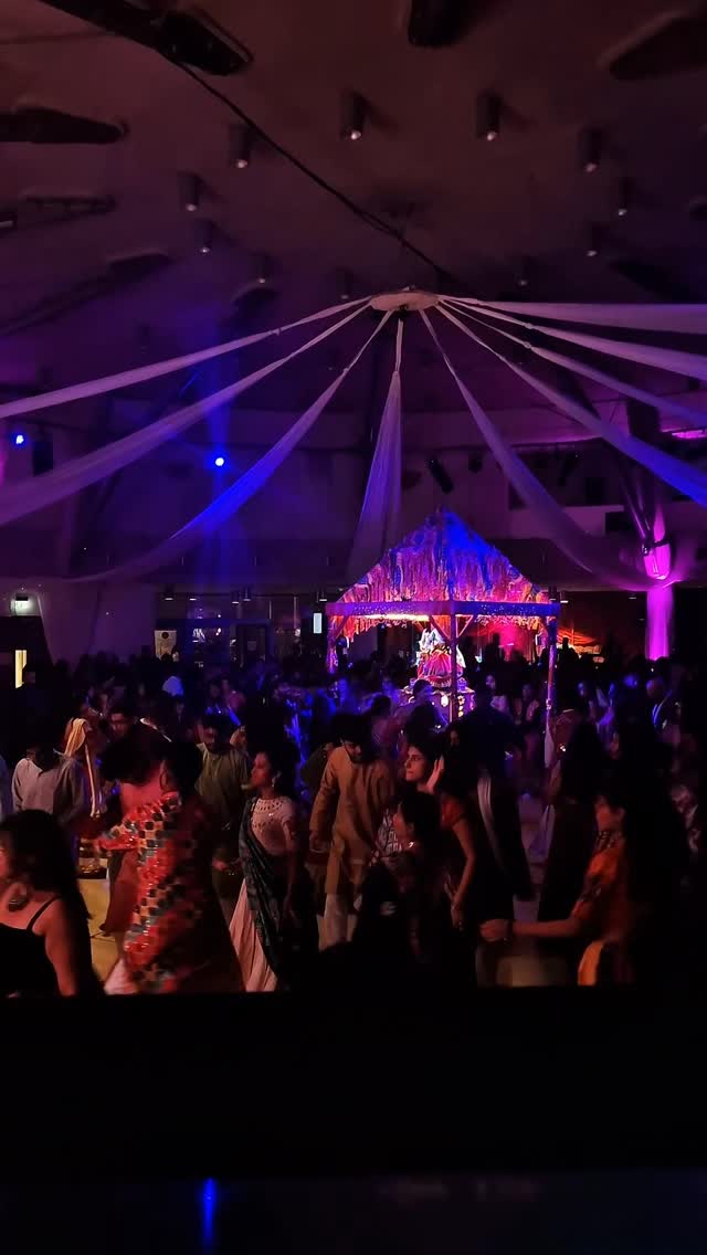 Navrangi Navratri 2025 ✨
Fun - Spiritual - Magical
Drop in the comments 3 words that describes your experience at Navrangi Navratri 2025
#redlotusevents #garba #navranginavratri #navratri2025 #navratrivibes❤️💃🌈