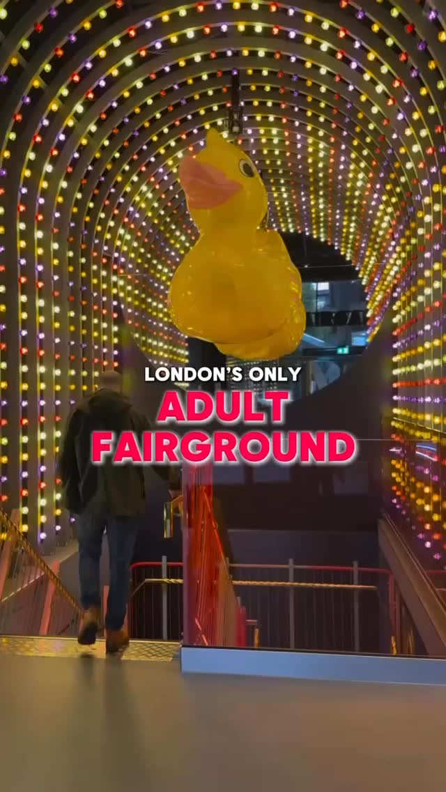 ADULT FAIRGROUND in London! 🍸✨
No kids allowed, just cocktails, games, and pure fun 🎯
Perfect for an stress-free night out where you can feel like a kid again (but with better drinks 😆)
📍St Paul’s, London – also in Canary Wharf!
Pizza from @albys.pizza
Vibes from @wearefairgame
🎥 Credit: @welshclarebit 💕
#LondonNights #FairGameLondon #AdultFairground #LondonFun #ThingsToDoInLondon #LondonEvents #LondonFoodie #LondonEats #LondonLife #LondonNightOut #StPaulsLondon #CanaryWharf #DateNightLondon #LondonBars #LondonCocktails #PizzaLovers #AlbysPizza #ExploreLondon #WeekendVibes #LondonAdventures #FoodieFinds #LondonHotspots #CityOfLondon #NightlifeLondon