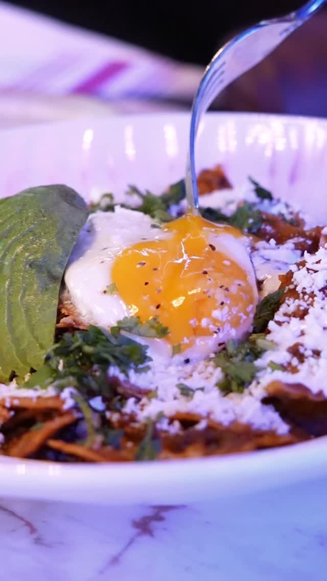 Brunch, champagne, and effortless style — your perfect Sunday starts at Gigi’s. Enjoy ½-priced bottles all day long. 🍾
#sundayfunday #brunch #bottomlessbrunch