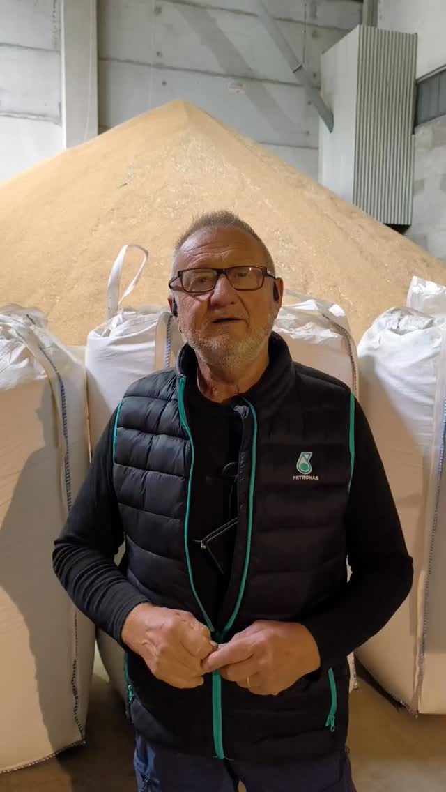 Grazie @china_style07 per la fiducia nei nostri prodotti. Grazie al tuo video magari qualche comunista imparerà a ricercare la qualità almeno in quello che mangia! 🌾🍚.
#riso #foodlover #instafood #food #quality