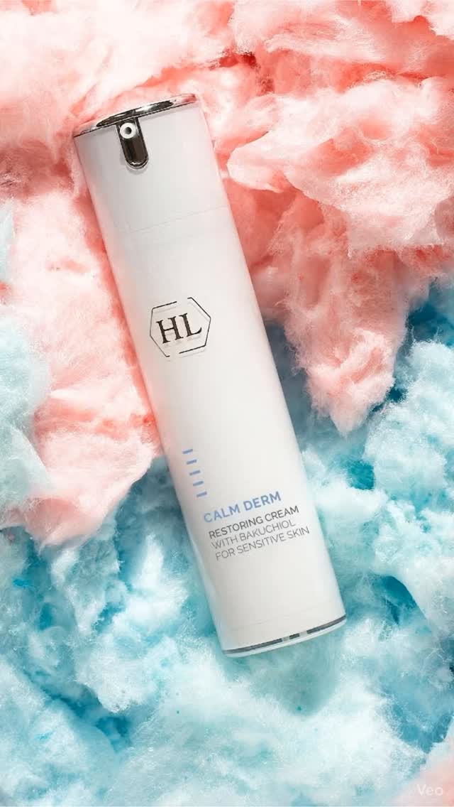 אם יש לך עור רגיש – תעצרי כאן 💗
הקרם הזה פשוט מציל!
Calm Derm של HOLY LAND מרגיע אדמומיות, מפחית גירויים
ומחזיר לעור את התחושה הנעימה והרכה 💆♀️
אחרי שמש, אחרי טיפול – או כשפשוט בא לך רוגע לעור שלך 🌿
#HolyLand #CalmDerm #HL #Skincare #טיפוח #BeautyIsrael #טיפוחהעור #קוסמטיקהמקצועית #עוררגיש #ChikaCosmetics#קוסמטיקה #קוסמטיקהמקצועית #עורזוהר #עורבריא #עור #טיפוחויופי #אנטיאייגינג #עורבוגר #קרםלחות