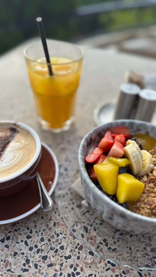 Godmorgon! Ăntligen framme.
#passionforhomes #centralplaza #uthyrning #boistockholm #apartmentsforrent #supracafé