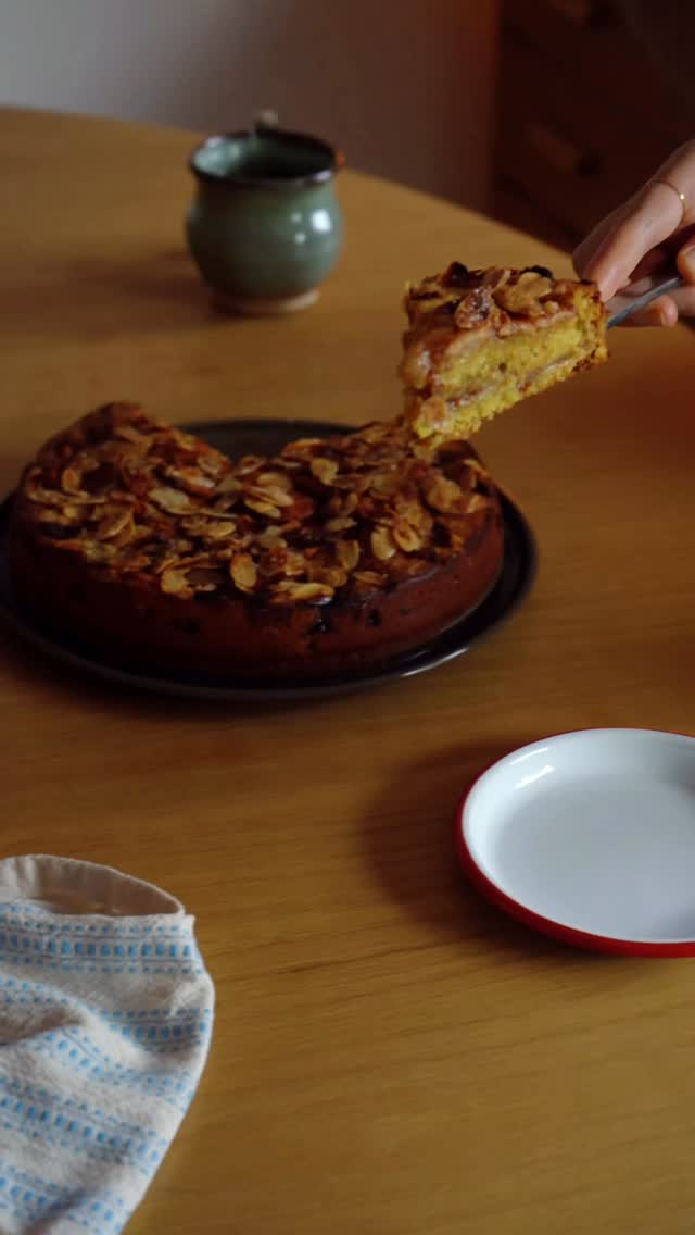 Danish Apple Cake (vegan) š
Comment š if you want the recipe messaged to you!
#fallbaking #fall #autumn #danish #denmark #copenhagen #danishrecipes #vegan #plantbasedfood