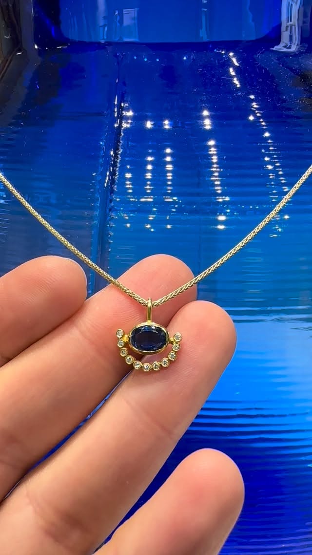 Blue pendant from Eden collection 💙 beautiful combination of kyanite with diamonds. #fotinipsarouli #finejewelry #handmadejewelry #handcrafted