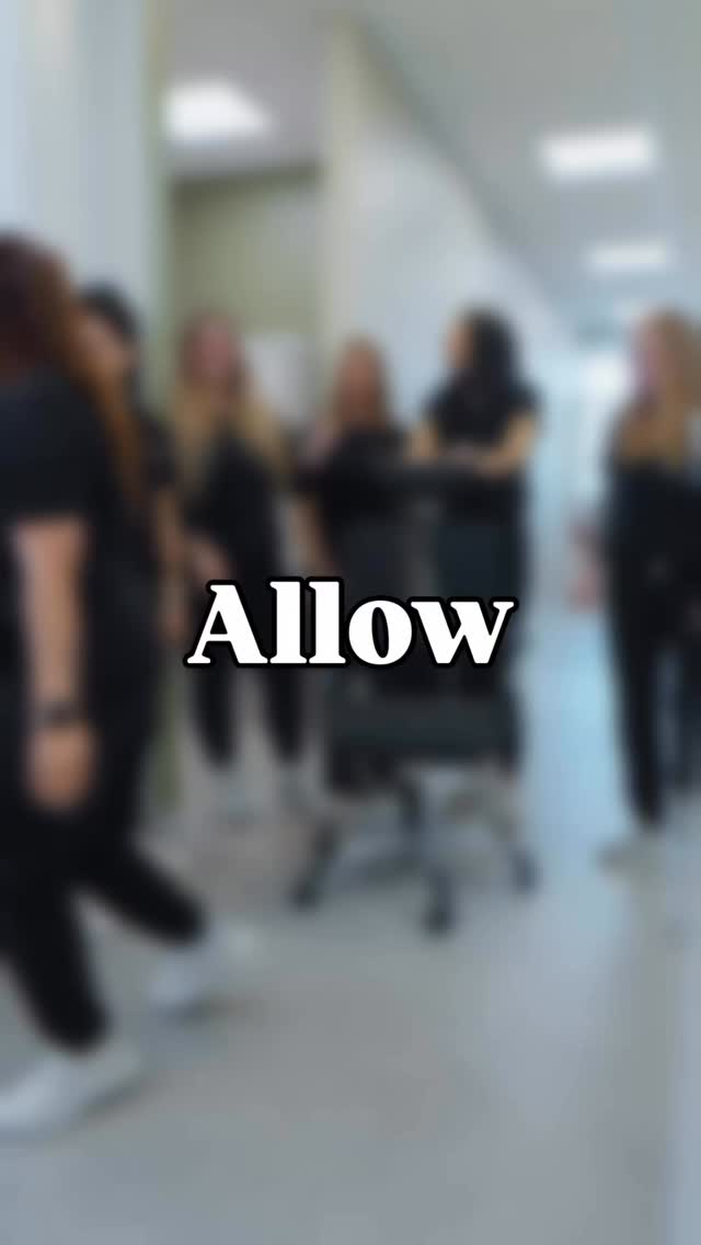 Serving looks, spins, and flawless smiles 💅🦷. Meet the dream squad at Diamondview Dental!
Which spin is your favorite? Comment below 👇
#yegdentist #edmontondentist #yegdentalclinic #dentalhumour #dentaltok #DentalLife #AllowMeTo#ReintroduceMyself