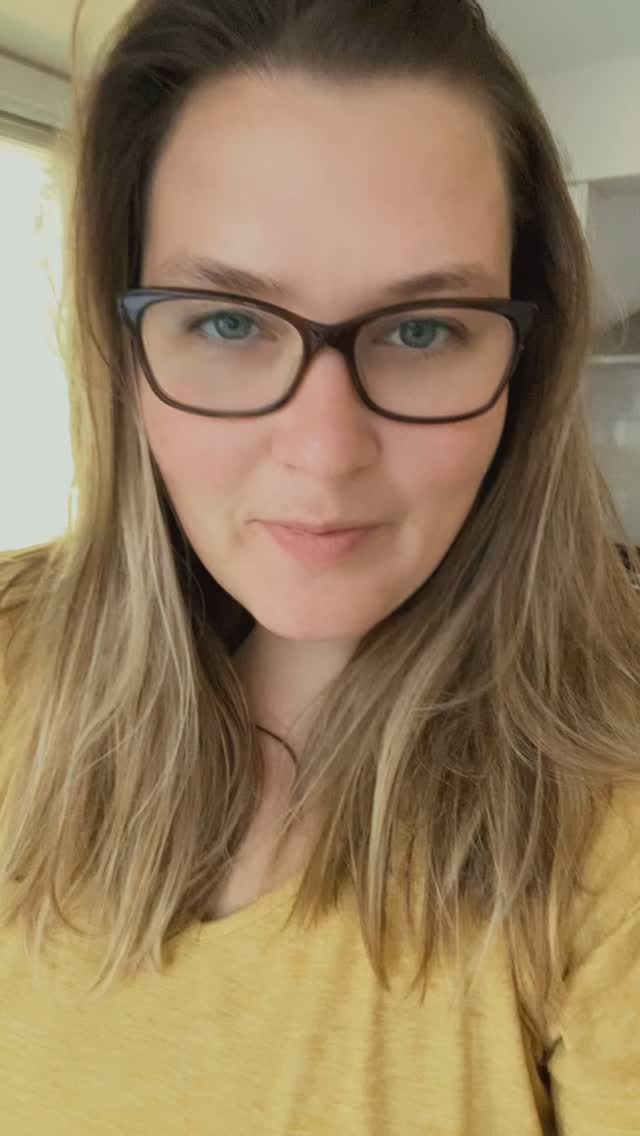 🌞 Mornings filled with laughter are the absolute best.
Today reminded me how much joy my girls bring to even the simplest moments. First, I accidentally startled one of them in the bathroom (her face was priceless 😂). And then later, the other woke up and, in the sweetest little voice, announced she had peed the bed. No shame, no blame—just a moment of honesty and innocence that melted my heart.
These little moments remind me: laughter is what sets the tone for the whole day. And when we hold space for our kids without judgment, we get to model compassion, humor, and love right back. 💜
Here’s to more mornings like this. ✨