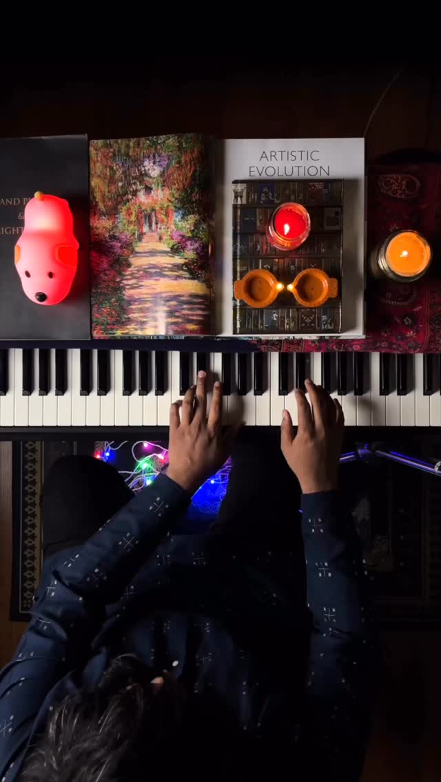 May this Diwali bring endless light into your life 🪔
idea 25 by @gibranalbo
#piano #classicalmusic #diwali
