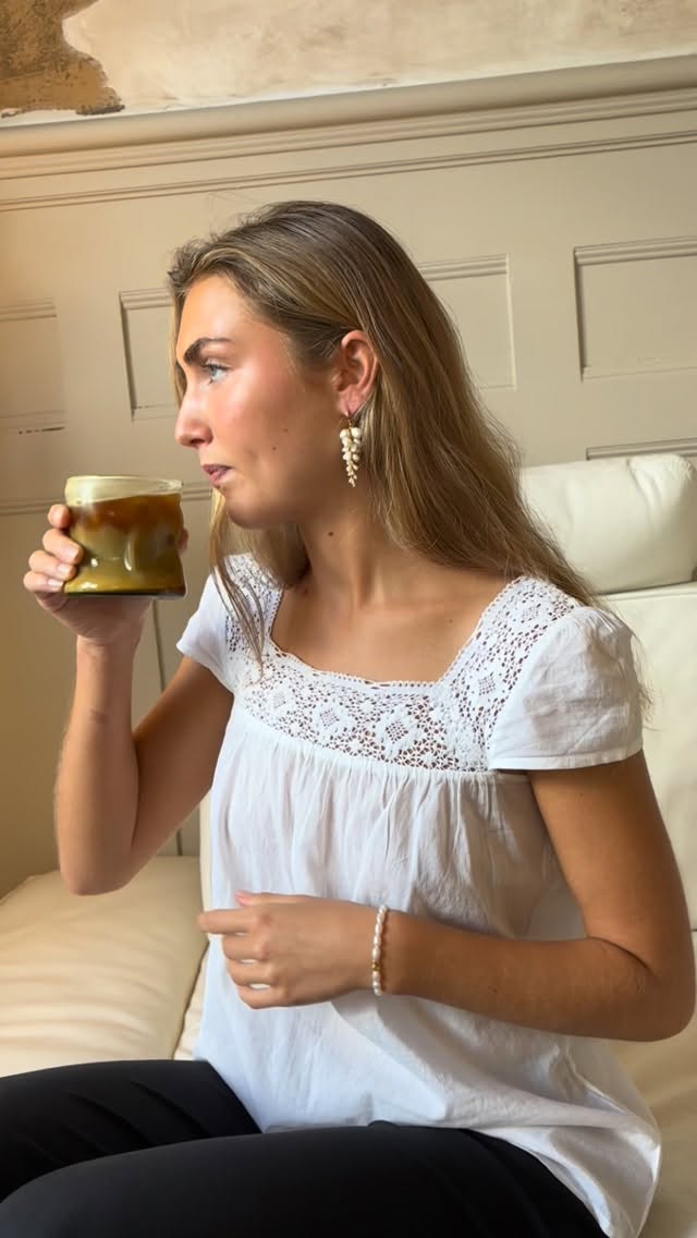 If these earrings were a song, I have no doubt they would be this one 😍
#smykker #smallbusiness #november_smykker #handmade #jewellery #earrings #bracelets