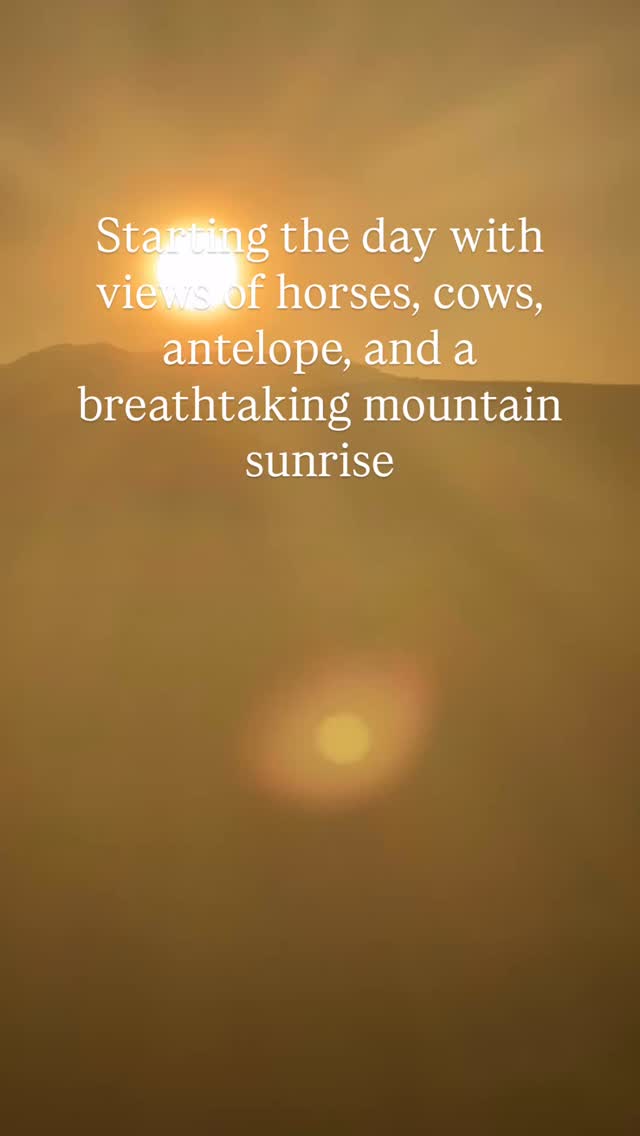 Would you like to wake up to this on your wedding day?
#glendoreservoir #wyoming #mountainlove #destinationwedding #wavesofwyoming #newvenuealert #bridetobe #destinationweddings #wyomingweddings #sunrise