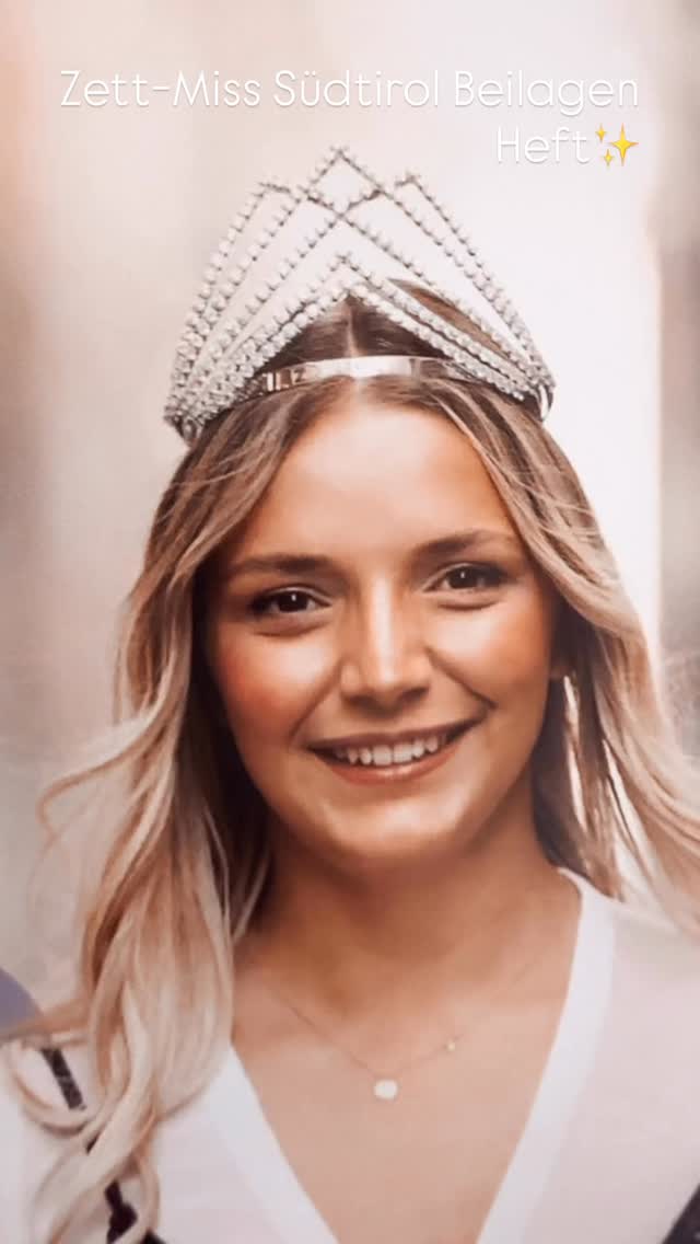 Heute in der Zett: das Heft rund ums große Finale nächste Woche im Kurhaus
@zettmisssuedtirol
@zettamsonntag
@pietro_polidori
@florian_andergassen
@tirolergoldschmied
@pauline_aster
@moire.fashion.by.irene.moschen
@tanzfabrik_suedtirol
@perfectplanswedding
@atelieremebolzano
@trachtenhit
@huttersport
@style.point_mh
@sunflower_cosmetic_