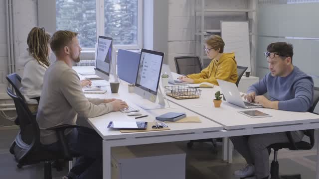 Finish October strong 💪
Book a desk or meeting room at Comworks and get it done before the month ends!
#comworks #hotdesking #coworkingspace