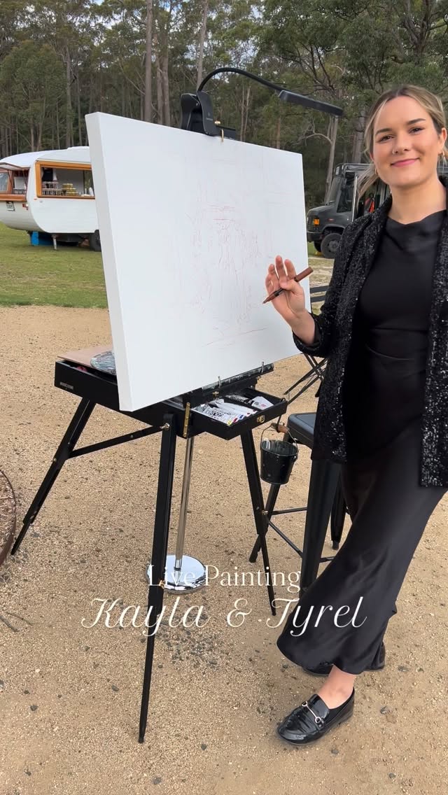 Congratulations Kayla and Tyrel! Thank you so much for choosing me to be a part of your wedding day! Was so incredibly magical to paint this fairytale wedding.
Canāt wait to share the finished painting!
š§”Teresa
Coordinator | @thebigdayeventsau
Content | @thebigdayeventsau
Venue | @thewoodsfarm
Dress | @astonbridal
Food Truck | @monkeyexpressofficial
Hair | @carolinelysandrouhair
Make Up | @sarahgiudicemua_
Photographer | @elizajade
Videographer | @lukomedia
Celebrant | @jacqua.celebrant
Live Painter | @liveweddingpainting
Bar | @henryclivecaravanbar
Cake | @flourandfrost.cakes
Florist | @cutiecutieflorist
Furniture | @socoeventhire
Styling | @evelyn_events_au
#liveweddingpainting #liveweddingpainter #liveweddingartist #liveweddingart #weddingpainting #weddingpainter #weddingartist #sydneyweddinginspo #weddinginspiration #weddingsydney