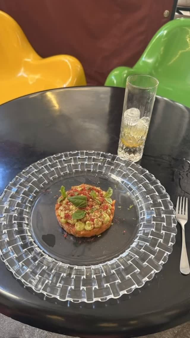 SciùRum
Aperitivo
Restaurant
Pizzeria
Cocktail bar
Wine
Open for lunch
Sicilian food
Pizza all day
#pizza #food #pizzalover #pizzeriapalermo #pizzalovers #pizzeria #cocktails #palermo #ristorantepalermo #cocktailbar #palermocentro #wine #restaurant #viamaqueda #dinner #pizzapalermo #salad #cocktails #restaurantpalermo #sicilianfood #lunch