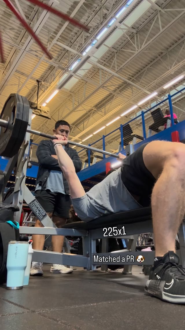 #gym #benchpress #personalrecord #chestdayworkout #gymmotivation #gymlife #gymtime