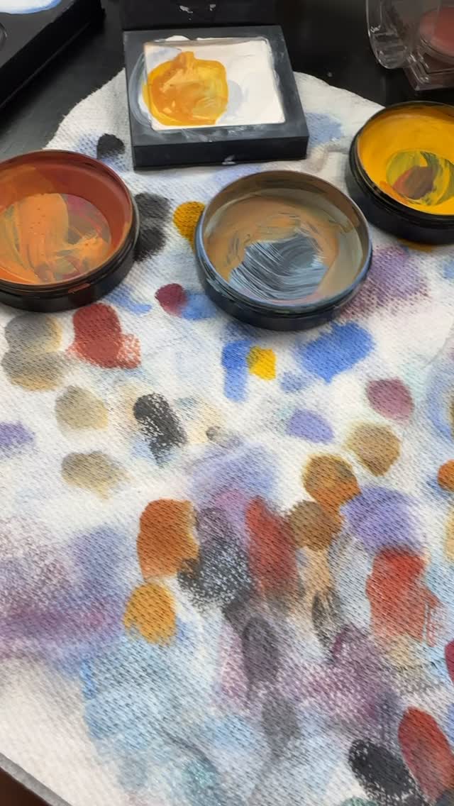 🎨💛