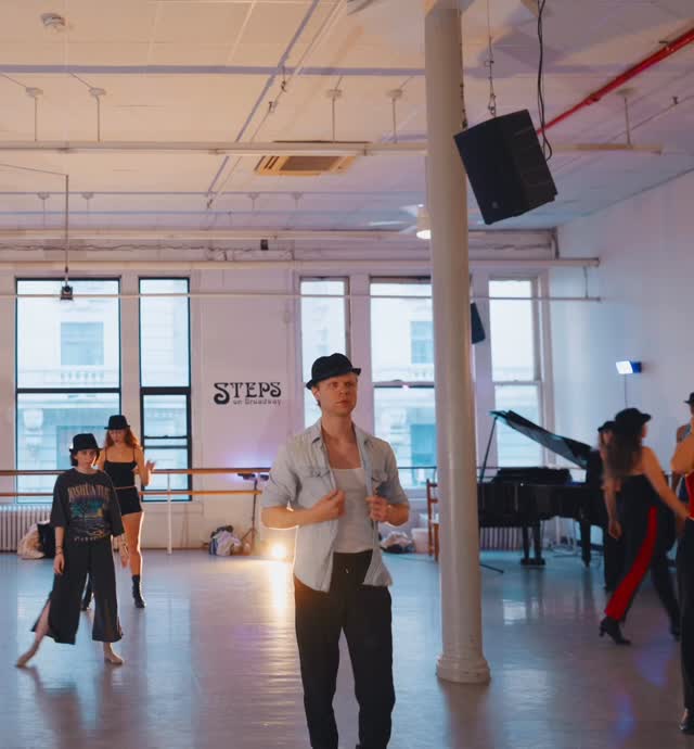 Thank you @courtdarlingt0n for an amazing class! ๐
๐ถ: @oliviadeano
๐ง : @courtdarlingt0n
๐ฅ: @jacob.hiss
*I do not own the rights to this music*