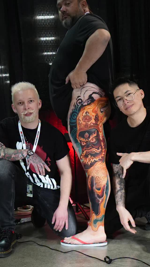 Here’s the result of our collab, with @maxpokras we did 3 days in a row at the @albertatattooshows this past weekend. Huge thanks to our collector for giving free reign on the design and sitting through over 24 hours of tattooing💪.
This piece is a double cover up as well