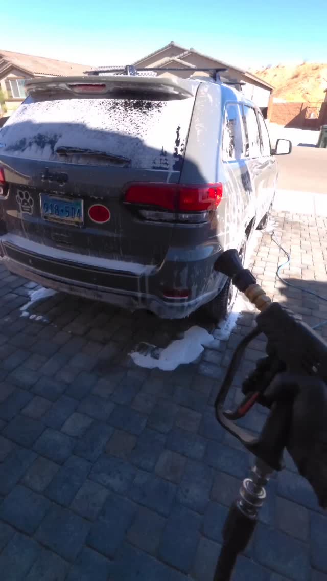 Maybe Im Getting Better At This 🤔
#vegasdetailing #lasvegasdetailing #fyp #cardetailing #mesquitenv #mesquitedetailing
Do you like these reels?