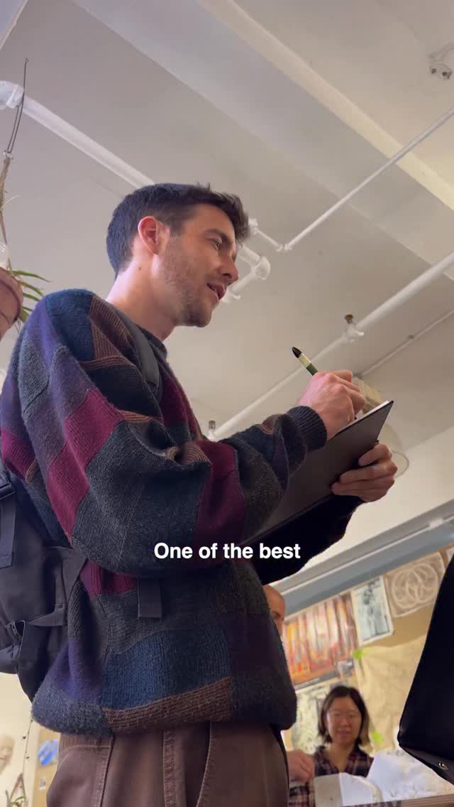 Drawing hands is always 👍🏻 but working from life makes it 🙌🏻 I’m always in search of cool places and events to sketch and @openhousenewyork delivered with these studio tours. More to come ✌🏻 #drawingpractice #sketchbook #sketchartist