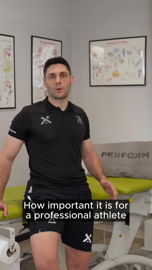 Ogni passo conta.
Ma solo se lo fai con i piedi giusti.
Calli, vesciche e scarpe sbagliate non sono solo fastidi: sono segnali che stai trascurando la tua base.
Allena il piede. Scegli le calzature giuste. Cura ogni dettaglio.
Perché la differenza tra un passo e una performance… è tutta lì.
Perform/ Il centro per il tuo benessere .