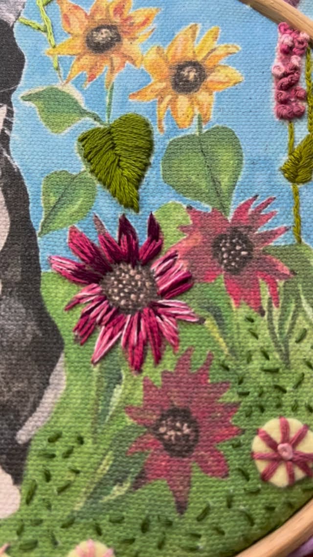 I've really enjoyed the weekend, but now it's just me and the embroidery ❤️🧵❤️
Breathing life into an oldie .... new 24cm panel kits coming soon ....
#mylove #handembroidery #manchester #gnccfmcr25 #comedown