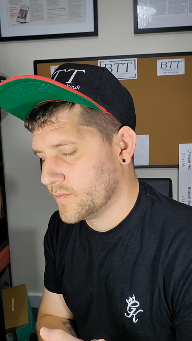 Let's talk MS 🎗
Let's talk exercise 🧡
#multiplesclerosis #mswarrior #msawareness ##inthistogether #beneaththetracksuit