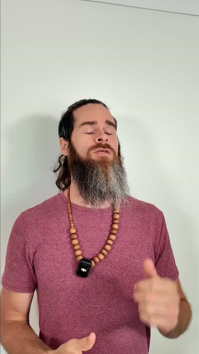 💡💪Besoin d'un Boost Énergétique? Découvre le Rôle Clé du Fer dans ton Alimentation! 💪🥦 Trouve-le dans les protéines végétales, animales et les légumes verts foncés. Mais attention aux polyphénols! #Nutrition #Fer #Energie #sketch #humour #diététiste