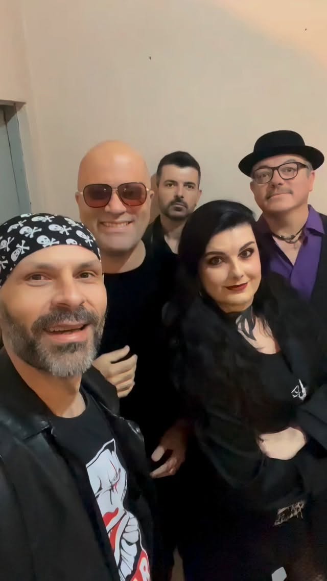 Se liga no recado da @bandaflerte!
Nesta sexta tem Retro Friday no Challenge Rock!
A banda Flerte (@bandaflerte) vai te levar em uma viagem musical dos anos 60 aos 90, com todos os flashbacks que você ama! 🕺💃
.
.
Reserve sua mesa ou camarote pelo WhatsApp:
Link na Bio 📱47 98499 0143 (Link na Bio)
.
.
#ChallengeRock #rocknroll #anos60 #anos70 #anos80 #anos90 #reels