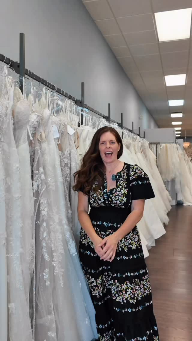 limited appointments left for the @martinalianabridal trunk show! you can book your appointment 🖇️ in our bio
.
.
.
#martinaliana #weddingdress #weddingdressshopping #2026brides #jaimebridal #bridalsalon #weddingdressinspo #bridalshop #weddinggowninspo #luxurywedding #bespokewedding