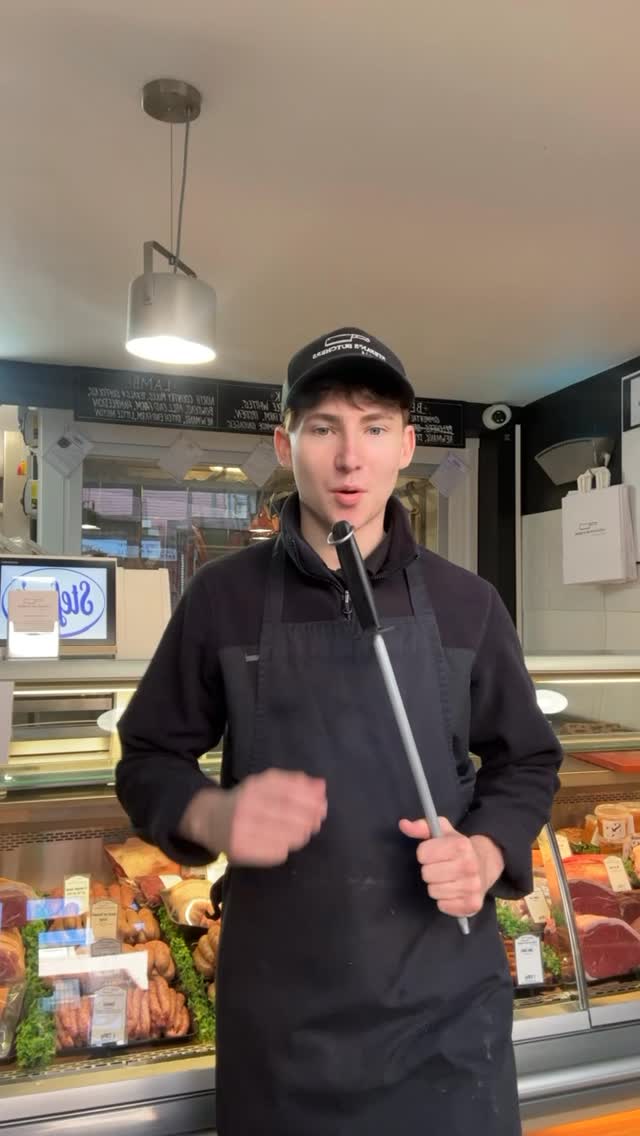 It’s not all meat and knives, we also have fun too 🎤
#singingtrend #funtimes #teamwork #butchers #foodies #meatlovers