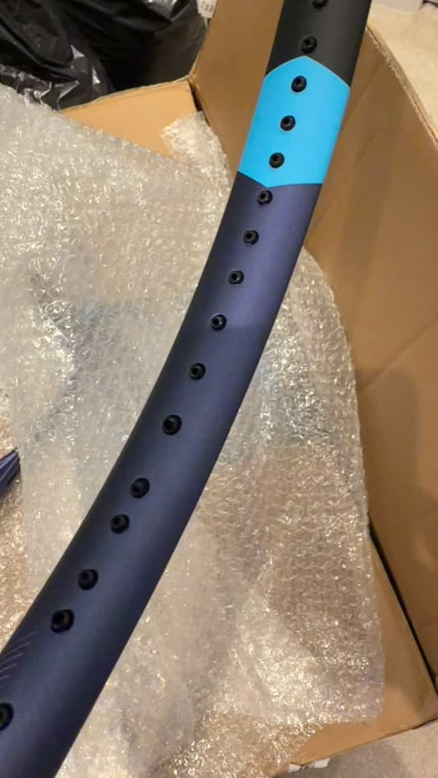 New frames incoming for @jackdraper 👌🎾💪👊 #tennis #london #racketspec #atptour #dunloptennis #custom #customized #customised #FX500 #Drapes #jackdraper #tourstringer