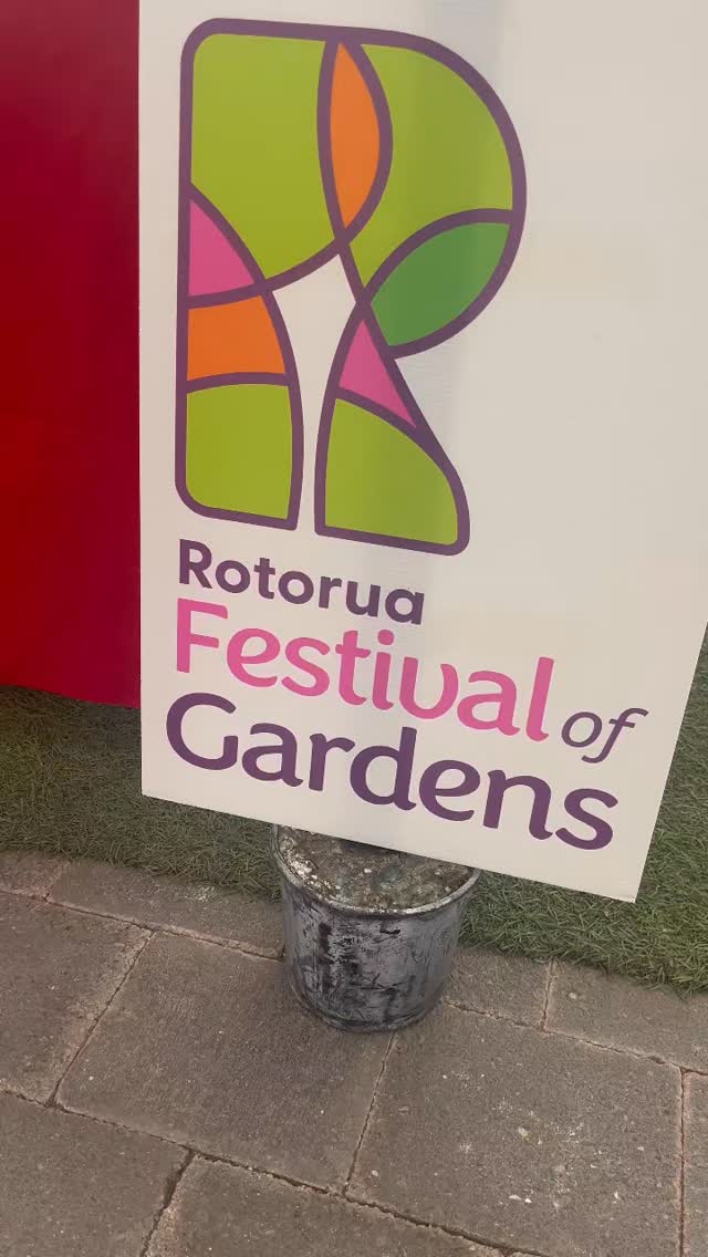 A lovely start to the long weekend, some of the committee will be at Palmers all weekend between 10am - 2pm each day if you have purchased your festival tickets online to collect, pop down and see us out the back at Palmers and check out all the garden goodies while your here, you can also purchase tickets from Palmers Rotorua or online via our website www.rotoruagardens.org.nz
#rotoruaevents #rotoruafestivalofgardens #nzgardens #rotoruaevents #rotoruagardenfestival #kiwigardener