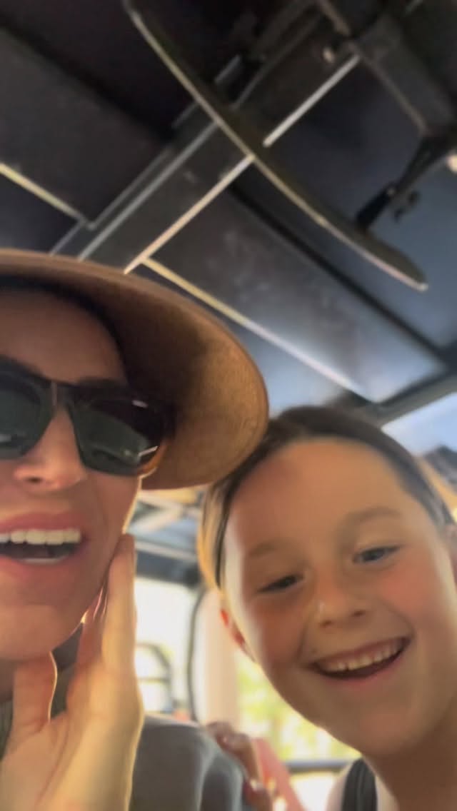 Lovin’ these fall night at RMR RANCH 🍂🍁😊
#minicowsofinstagram #highlandcowsofinstagram #minidonkey #farmlife #ranchlife #minicows #cowlove #fallishere #fallseason #pumpkinspiceeverything